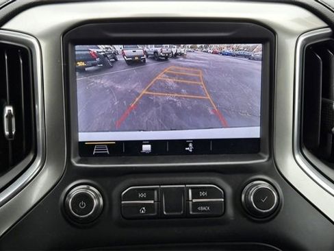 Used 2019 Chevrolet Silverado 1500 LT Trail Boss image 21