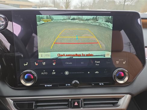 Certified 2025 Lexus RX 350 Premium w/ Accessory Package image 27