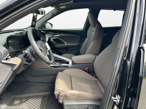 New 2025 Audi Q5 Premium Plus image 9