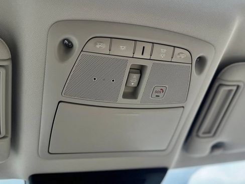 Used 2024 Nissan Armada Platinum AWD/4WD image 25