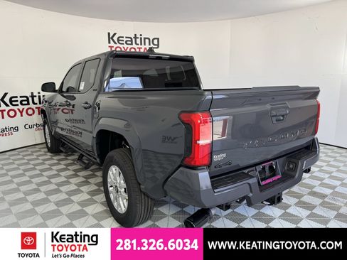 Used 2026 Toyota Tacoma SR5 AWD/4WD image 10