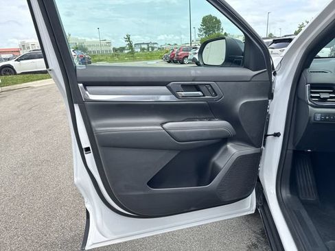Used 2026 GMC Terrain Elevation FWD image 9