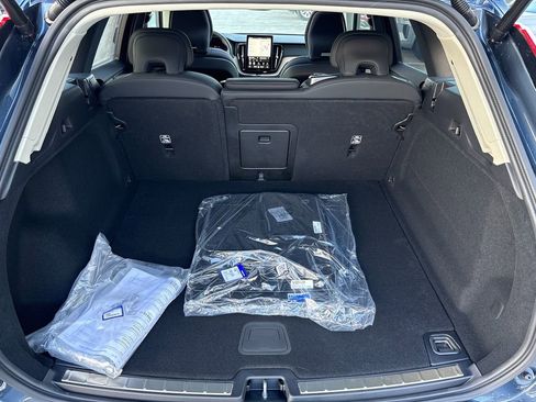 New 2026 Volvo XC60 B5 Plus image 19