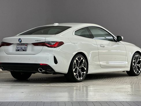 Used 2025 BMW 430i Coupe w/ Convenience Package image 8