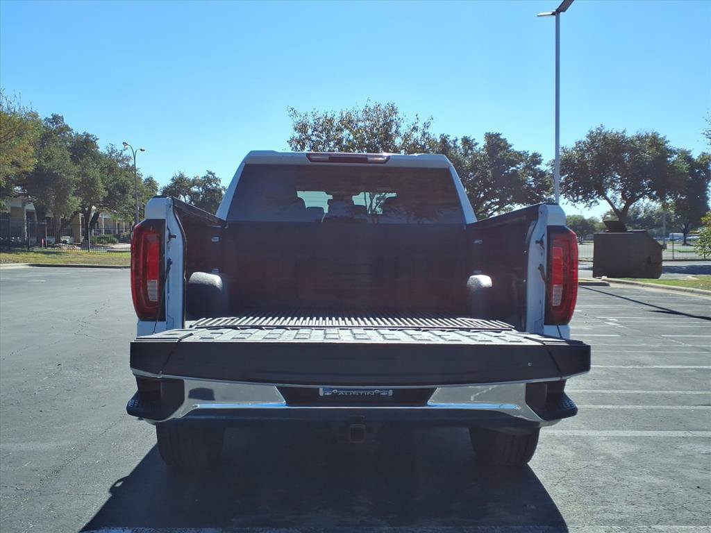 Used 2025 GMC Sierra 1500 SLT RWD image 16