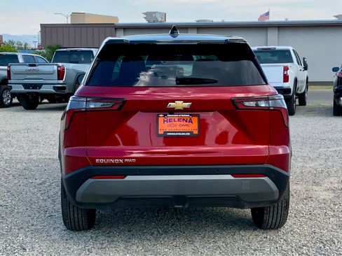 New 2026 Chevrolet Equinox LT w/ Safety and Technology Package image 4