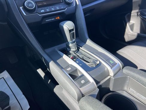 Used 2020 Honda Civic LX image 19