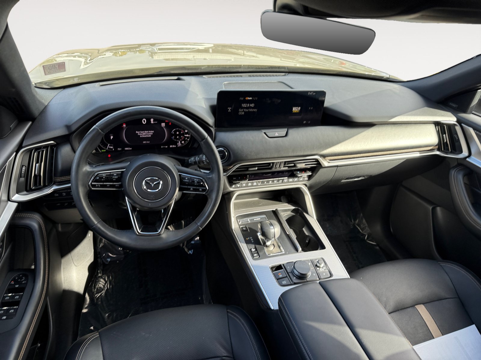 Certified 2025 MAZDA CX-70 Plug-In Hybrid w/ Premium Plus AWD/4WD image 15