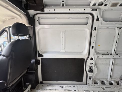 Used 2023 RAM ProMaster 2500 FWD image 22