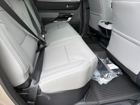 New 2026 Toyota Tundra Limited AWD/4WD image 15