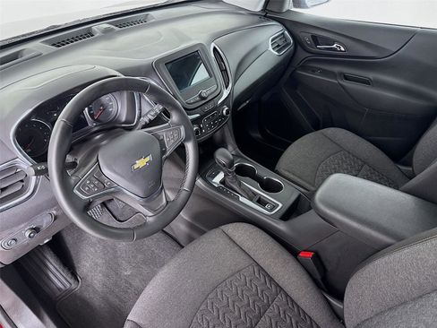 Used 2023 Chevrolet Equinox LT image 11