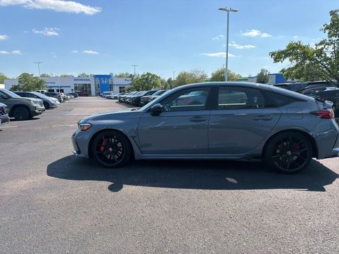 Certified 2025 Honda Civic Type R image 2