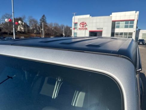 Used 2024 Jeep Wrangler Sport S AWD/4WD image 43