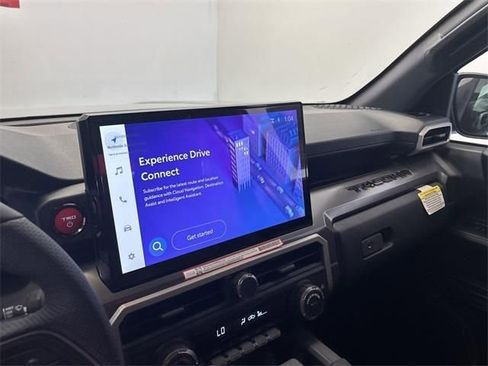 New 2025 Toyota Tacoma TRD Off-Road image 9