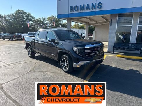 Used 2025 GMC Sierra 1500 SLT AWD/4WD image 1