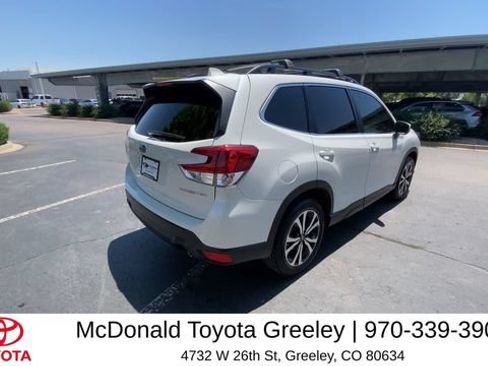 Used 2023 Subaru Forester Limited AWD/4WD image 7