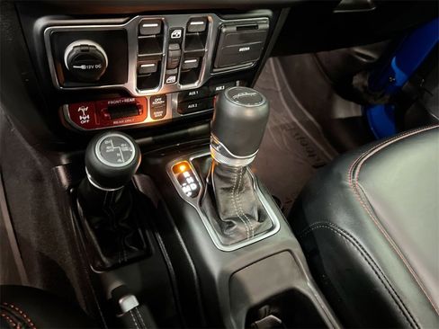 Used 2024 Jeep Gladiator Rubicon image 18