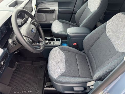 New 2025 Ford Maverick XL image 11