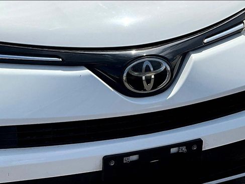 Used 2017 Toyota RAV4 XLE image 26