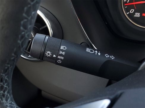 Used 2021 Chevrolet Camaro LT w/ 1LE Track Performance Package image 10