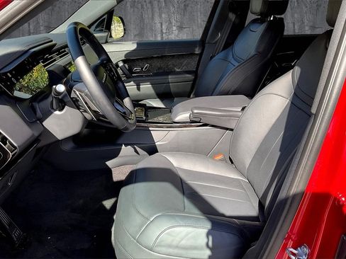 Used 2025 Land Rover Range Rover Sport Dynamic SE image 20
