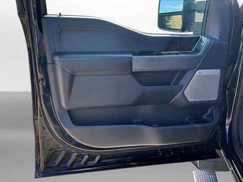 Used 2023 Ford F250 Lariat w/ Lariat Ultimate Package AWD/4WD image 25