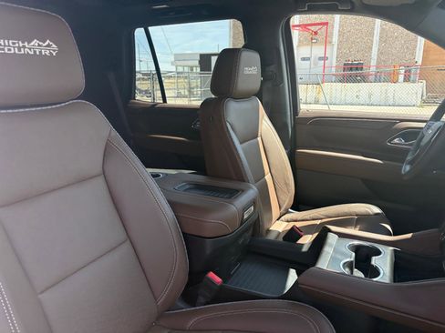 Used 2024 Chevrolet Tahoe High Country w/ Premium Package AWD/4WD image 35
