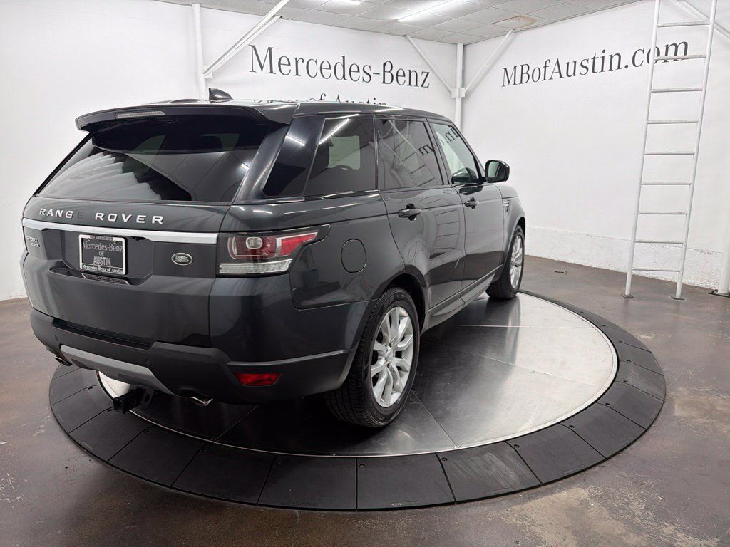 Used 2017 Land Rover Range Rover Sport HSE AWD/4WD image 7