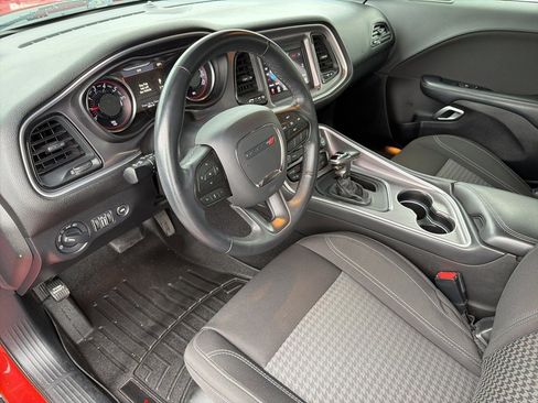 Used 2020 Dodge Challenger SXT image 25