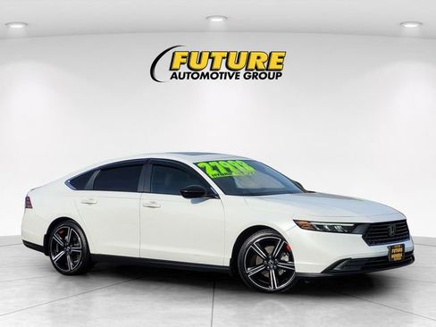 Used 2023 Honda Accord Sport image 1
