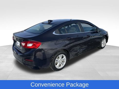 Used 2017 Chevrolet Cruze LT w/ Convenience Package image 6