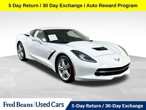 Used 2016 Chevrolet Corvette Stingray Coupe RWD image 1