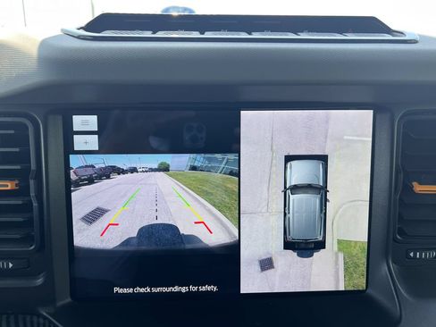 Certified 2022 Ford Bronco Badlands AWD/4WD image 19