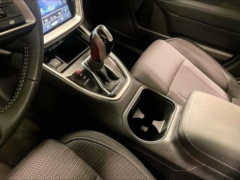 Used 2025 Subaru Outback Premium image 17