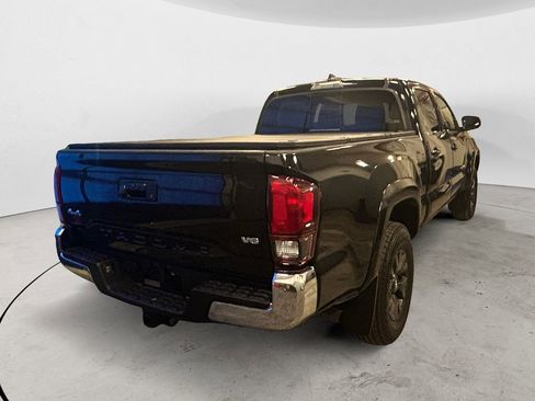 Used 2022 Toyota Tacoma SR5 AWD/4WD image 5