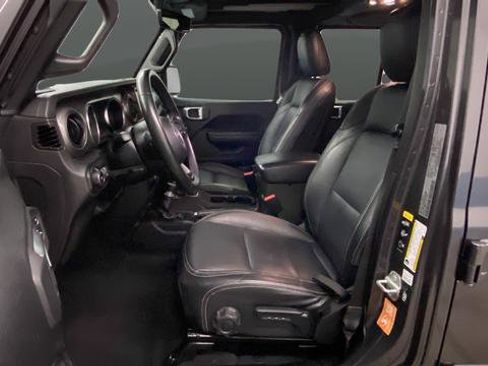 Used 2022 Jeep Wrangler Unlimited Sport w/ Sun And Sound Package AWD/4WD image 9