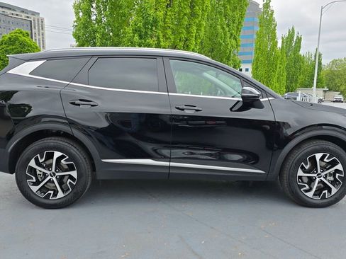 Certified 2025 Kia Sportage EX AWD/4WD image 3