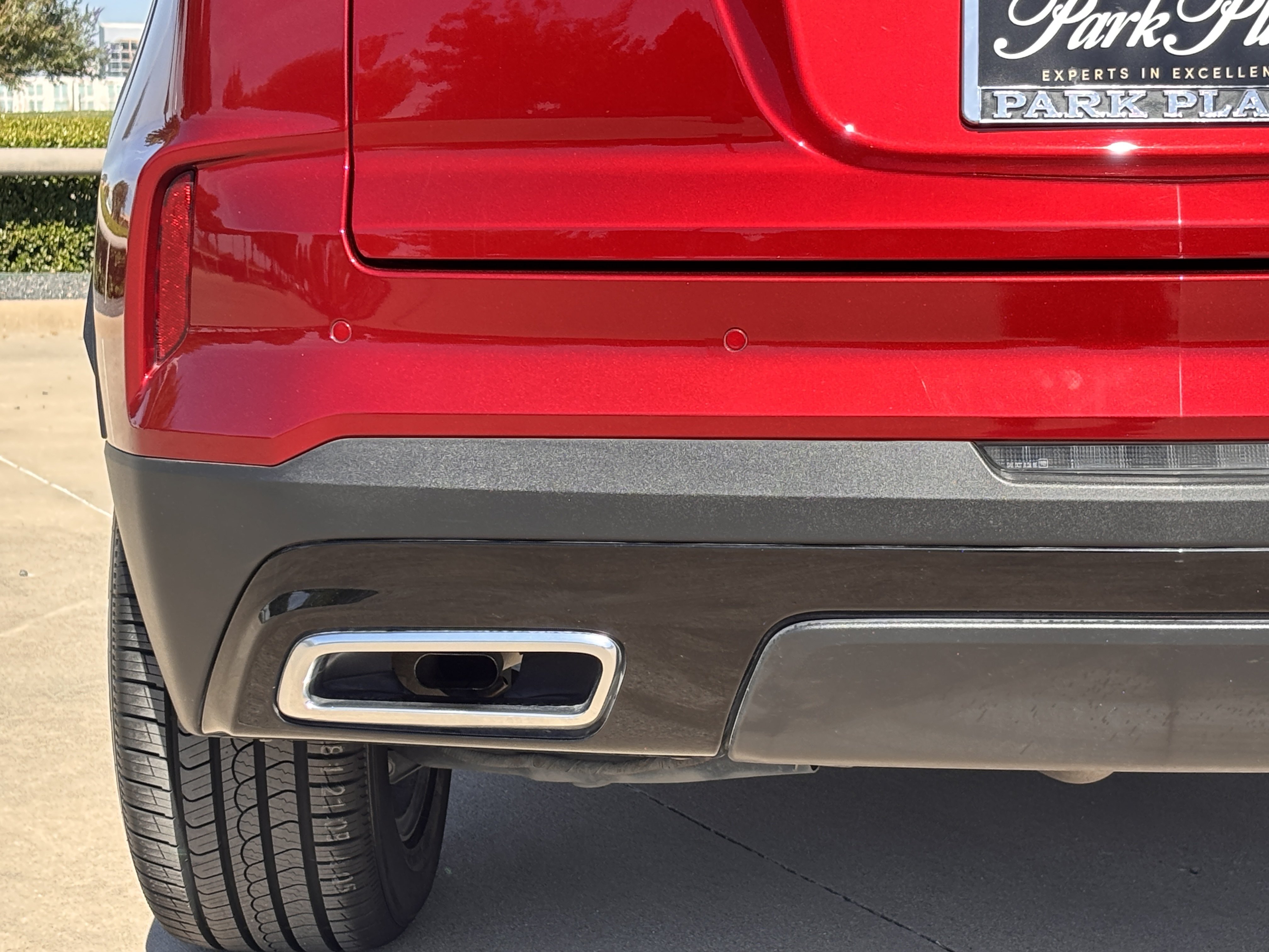 Used 2024 Cadillac XT4 Premium Luxury FWD image 14