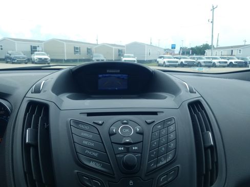 Used 2016 Ford Escape SE FWD image 20