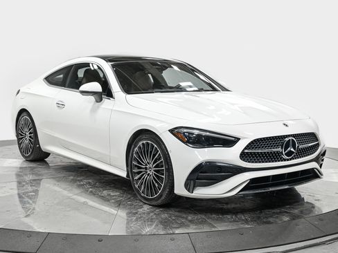 Used 2025 Mercedes-Benz CLE 300 4MATIC Coupe image 9