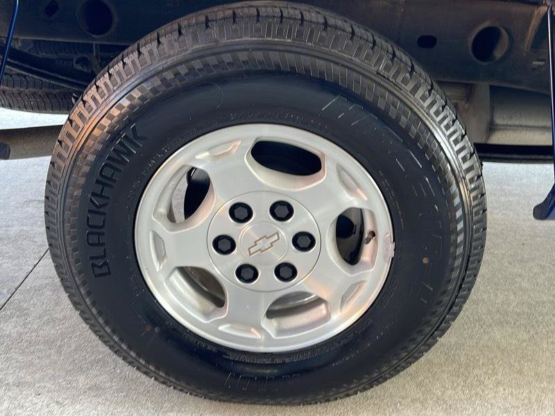 Used 2003 Chevrolet Silverado 1500 LS AWD/4WD image 20
