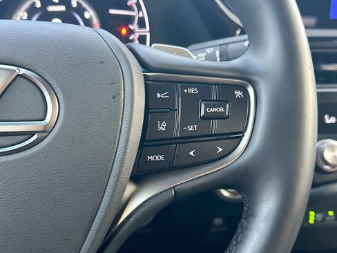 Used 2025 Lexus ES 350 w/ Premium Package FWD image 26