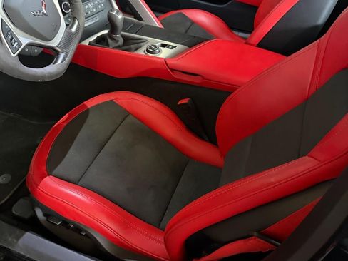 Used 2019 Chevrolet Corvette Stingray Coupe image 11