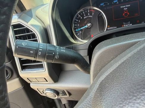 Used 2021 Ford Expedition XLT AWD/4WD image 33