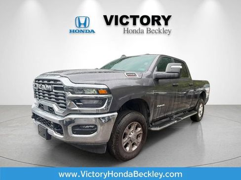 Used 2026 RAM 2500 Big Horn AWD/4WD image 1