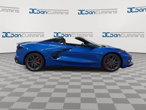 Used 2024 Chevrolet Corvette Stingray Preferred Conv RWD image 9