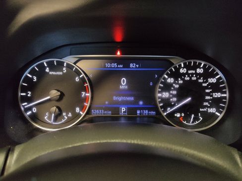 Used 2023 Nissan Altima 2.5 SV FWD image 23