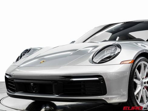 Used 2024 Porsche 911 Carrera 4S image 13