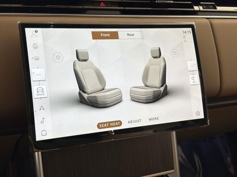 New 2025 Land Rover Range Rover SE image 20