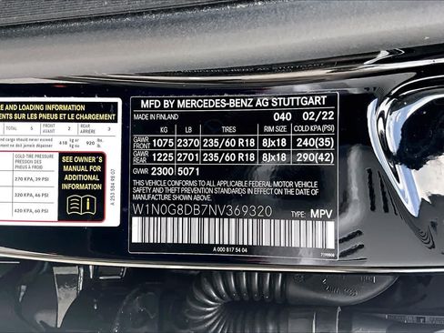 Certified 2022 Mercedes-Benz GLC 300 w/ Premium Package Lite image 37